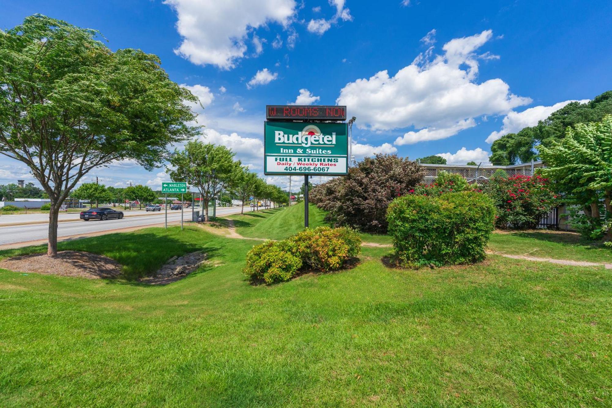 Budgetel Inn And Suites Lodge West Extérieur photo