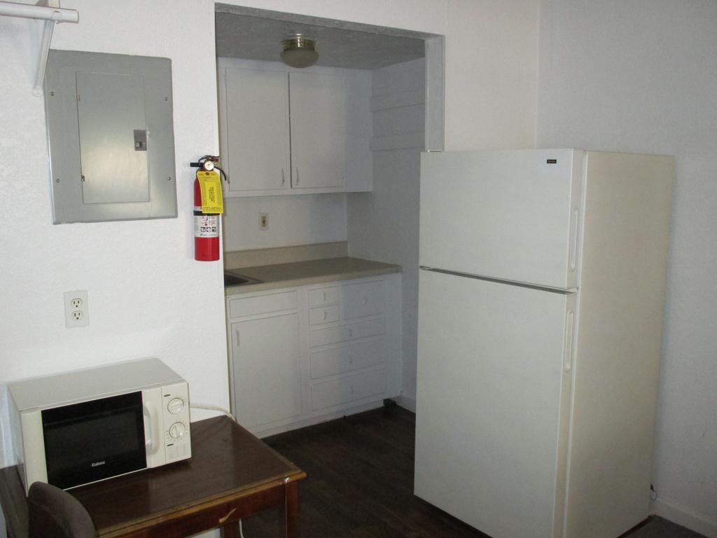 Budgetel Inn And Suites Lodge West Chambre photo